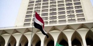 مصر تدين استهداف ميليشيا الحوثي الإرهابية مطار أبها الدولي