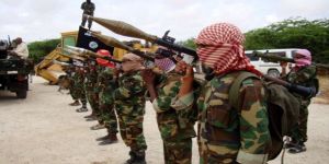 القوات الصومالية تقبض على قيادي بمليشيات الشباب الإرهابية