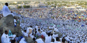 1200 متطوعٍ بالشؤون الإسلامية يشاركون إستقبال ضيوف الرحمن لحج هذا العام