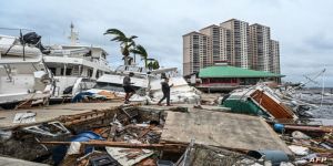 سفيرة المملكة بالولايات المتحدة تطمئن على سير أعمال إجلاء المواطنين جراء إعصار إيان