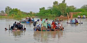 ارتفاع حصيلة ضحايا الفيضانات في باكستان إلى 1695 شخصًا