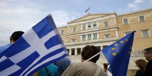 أزمة الديون اليونانية: البرلمان يصوت على خطة إنقاذ جديدة