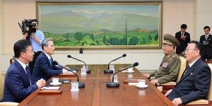 الكوريتان تواصلان المحادثات في محاولة لتخفيف حدة التوتر