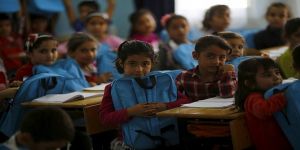 تركيا عاجزة عن توفير مدارس لنحو 400 ألف من أطفال اللاجئين السوريين