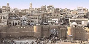 قيادة التحالف تدعو الهيئات والمنظمات الإنسانية إلى التنسيق المسبق معها قبل اختيار أماكن التواجد داخل المدن اليمنية