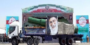 إيران تنفي تنفيذها تجربة إطلاق صواريخ قرب سفن أميركية وفرنسية