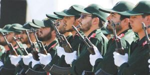رسميًا.. طهران تعترف: 200 ألف مقاتل في 5 دول
