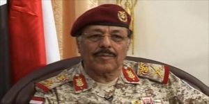 الرئيس اليمني يعين اللواء الأحمر نائباً للقائد الأعلى للقوات المسلحة اليمنية