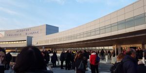 فرنسا: إخلاء مطار تولوز بعد العثور على طرد مشبوه