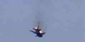 مقاتلو المعارضة السورية يعلنون إسقاط إحدى طائرات النظام وأسر الطيار