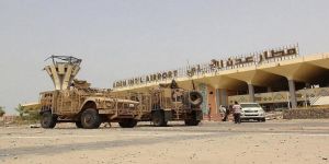 إصابة خمسة شرطيين بعد إحباط هجوم انتحاري استهدف مطار عدن