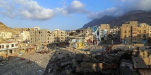 تقرير أممي: الحوثيون استخدموا المدنيين دروعاً بشرية.. وأخفوا أسلحة ومقاتلين بين المدنيين لتفادي الضرب