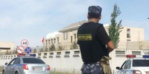 انفجار قرب سفارة الصين بقرغيزستان نتيجة هجوم انتحاري بسيارة ملغومة