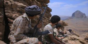 مقتل حوثيين والجيش اليمني على مشارف البيضاء