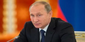 الكرملين : بوتين مازال يعتزم زيارة فرنسا رغم تصريحات أولوند