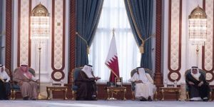 الأمير سلطان بن سلمان يعزي أمير دولة قطر