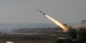 ​قائد حوثي منشق يكشف الهدف من استهداف مكة بصاروخ باليستي