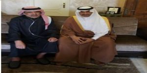 سفير المملكة بعمّان يزور الاعلامي المخضرم غالب كامل في عمّان بعد تعرضه لوعكة صحية