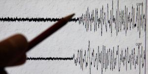 زلزال بقوة 6.1 درجات يضرب منطقة قرب مدينة مشهد الإيرانية