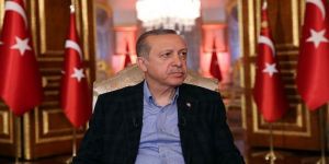 أردوغان:لن نسمح باقتطاع أراض من سوريا.. وإيران تنتهج سياسة توسع فارسية