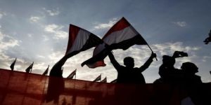 الحكومة اليمنية تعلن قطع العلاقات مع قطر