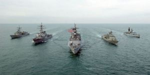 البحرية الأمريكية تبحث عن سبعة مفقودين قبالة السواحل اليابانية