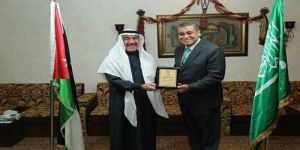 الملحق الثقافي السعودي في الأردن يكرّم الزميل بسام العريان