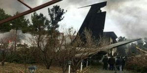 تحطم طائرة شحن غرب طهران على متنها 10 ركاب