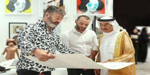 حشر بن مكتوم يفتتح معرض فنون العالم دبي