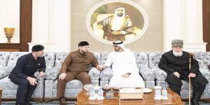 الرئيس الشيشاني ينقل تعازي الرئيس بوتين إلى محمد بن زايد في وفاة سلطان بن زايد