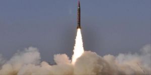 باكستان تختبر صاروخ باليستي قادر على حمل رؤوس نووية