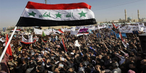 ساحات الاحتجاجات في بغداد ومحافظاتها تشتعل غضبا على الفاسدون