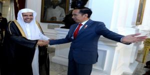 رئيس إندونيسيا يستقبل العيسى ويشيد بالجهود الدولية لرابطة العالم الإسلامي لتعزيز السلام والتسامح
