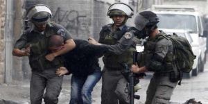 قوات الاحتلال تعتقل فلسطينيين من محافظة طولكرم