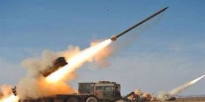 المليشيا الحوثية الإرهابية تطلق صاروخ بالستي لاستهداف المدنيين