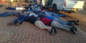 مقتل أشخاص واحتجاز رهائن في إحدى الكنائس بجنوب أفريقيا