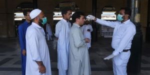 1332 إصابة جديدة بفيروس كورونا في باكستان وتسجيل 1436 حالة في وضع حرج