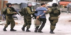 قوات الاحتلال تداهم المنازل وتعتقل فلسطينيين من محافظة القدس