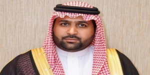 نائب أمير منطقة جازان ينقل تعازي القيادة لذوي الشهيد حمدي