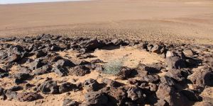 العثور على فؤوس حجرية في شعيب الأدغم شرق منطقة القصيم