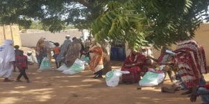 توزيع أكثر من 85 طنا من السلال الغذائية في ولاية غرب كردفان السودانية