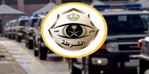 شرطة الرياض تحدد هوية شخص جهز مركبة شبيهة بالمركبات الأمنية وتباهى بحمل مجسم لسلاح
